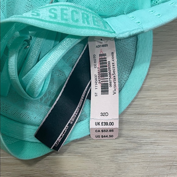 Victoria's Secret Aqua Lace Bralette - Picture 2 of 3